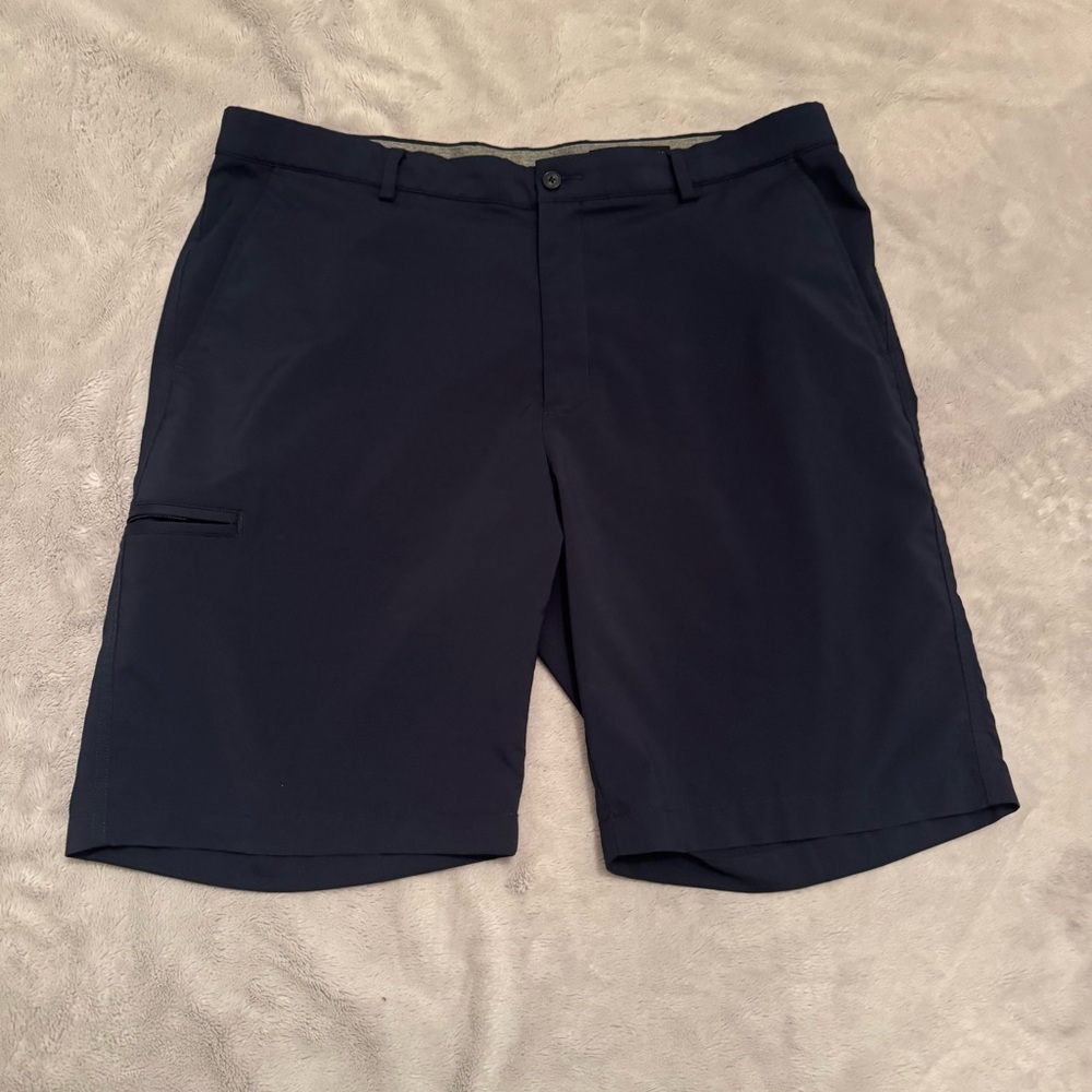 Greg Norman Men's Navy Golf Active Shorts Size 38